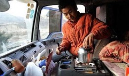 爆料卡车司机视频大全,视频大全背后的感人故事