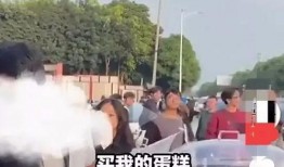 一个摆摊女被爆料视频,视频揭露背后真相